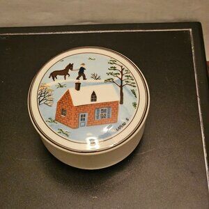 Villeroy & Boch Porcelain Cottagecore Trinket Box